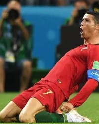  尼斯头球绝平里昂延续不败纪录  