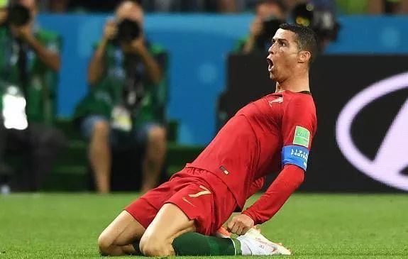  尼斯头球绝平里昂延续不败纪录  