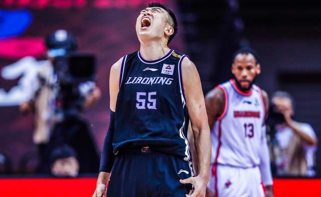  法兰克福主场意外落败，争冠主动权拱手让出  